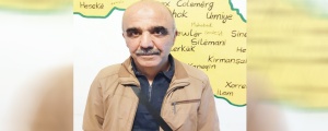 Xwestin mamosteyê Kurdî dersînor bikin!