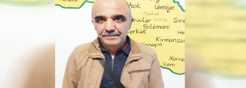 Xwestin mamosteyê Kurdî dersînor bikin!